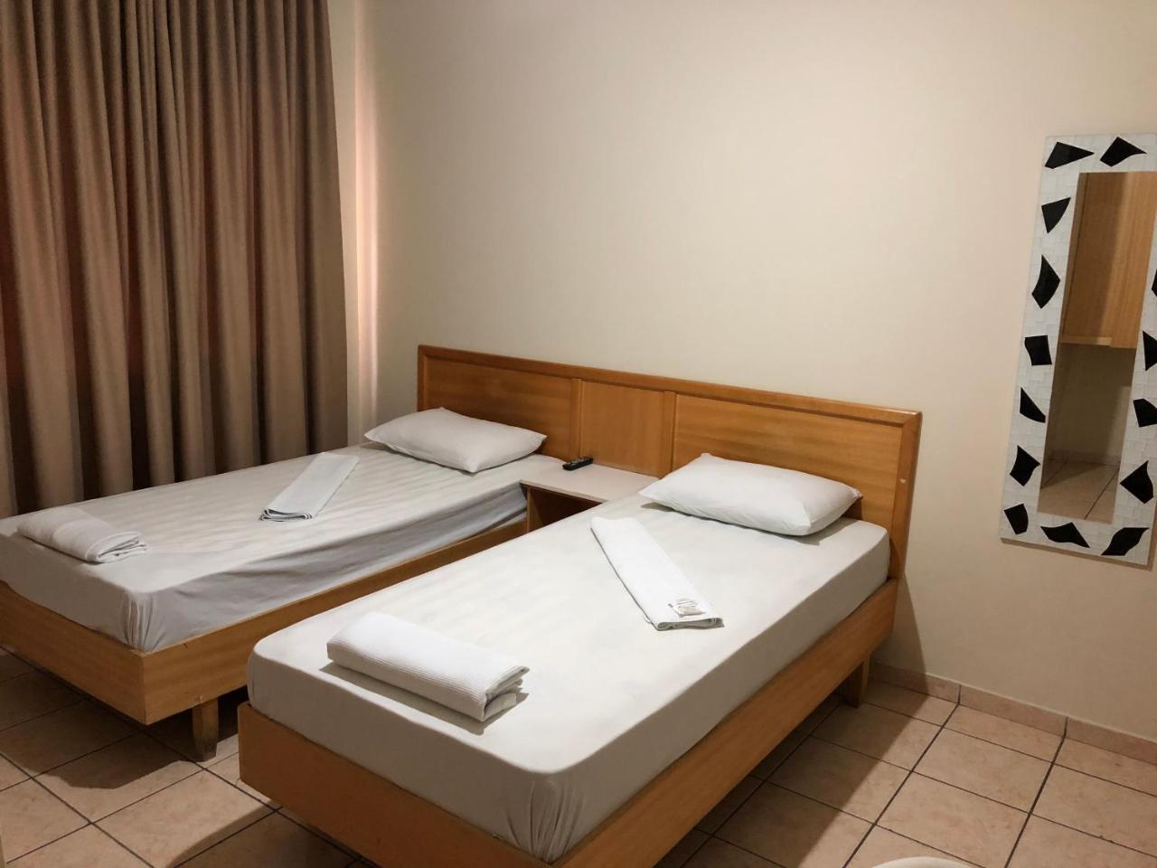 Acalantus Hotel 戈亚尼亚 外观 照片