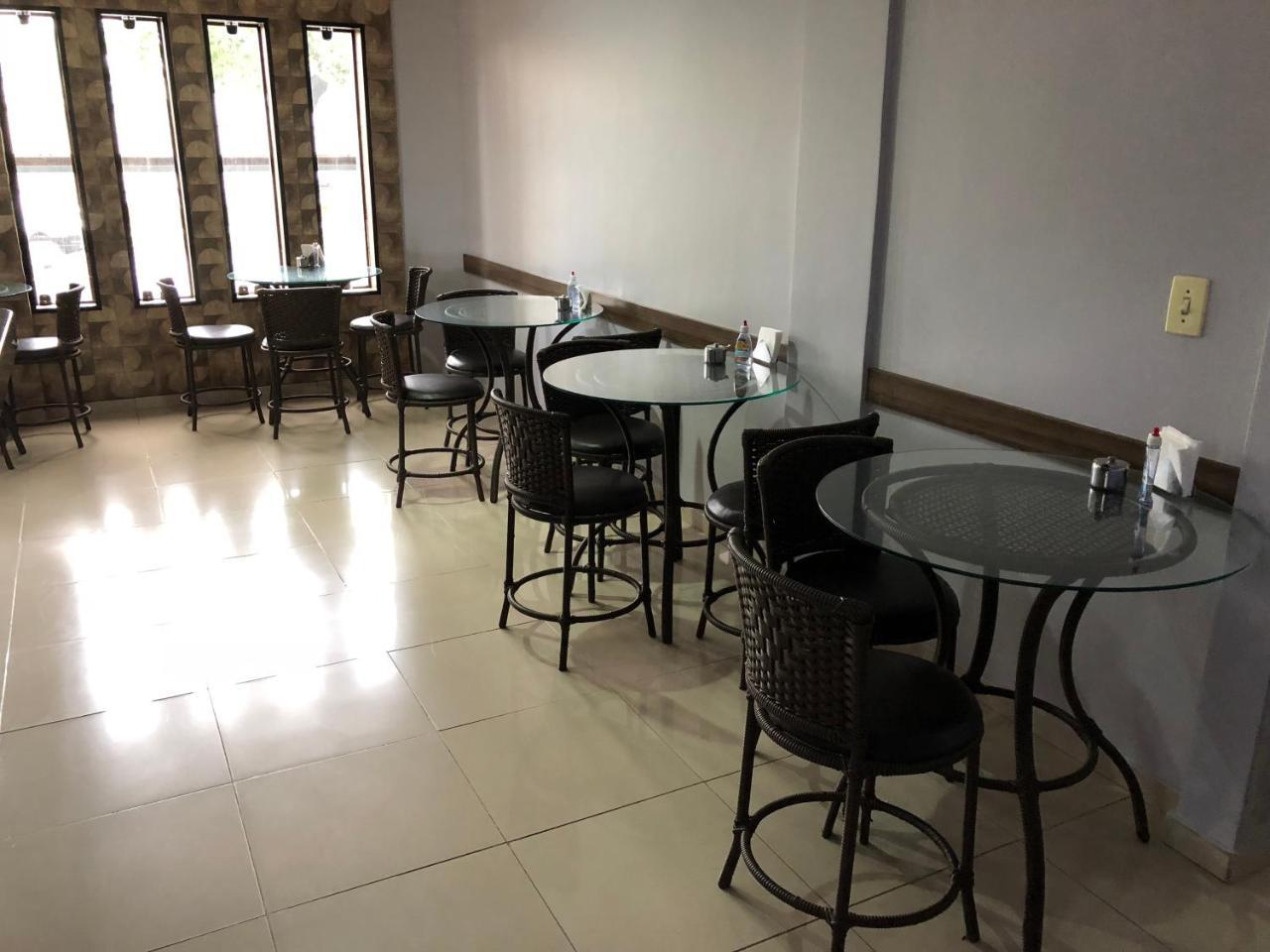 Acalantus Hotel 戈亚尼亚 外观 照片