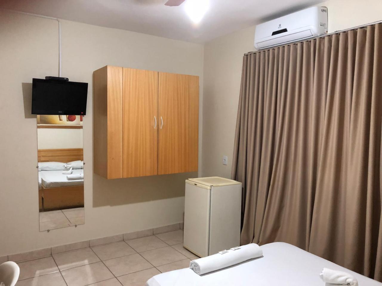 Acalantus Hotel 戈亚尼亚 外观 照片